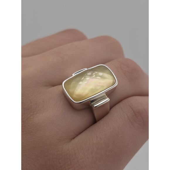 Mother Of Pearl 925 Sterling Silver Ring Size 9 - Picture 1 of 14